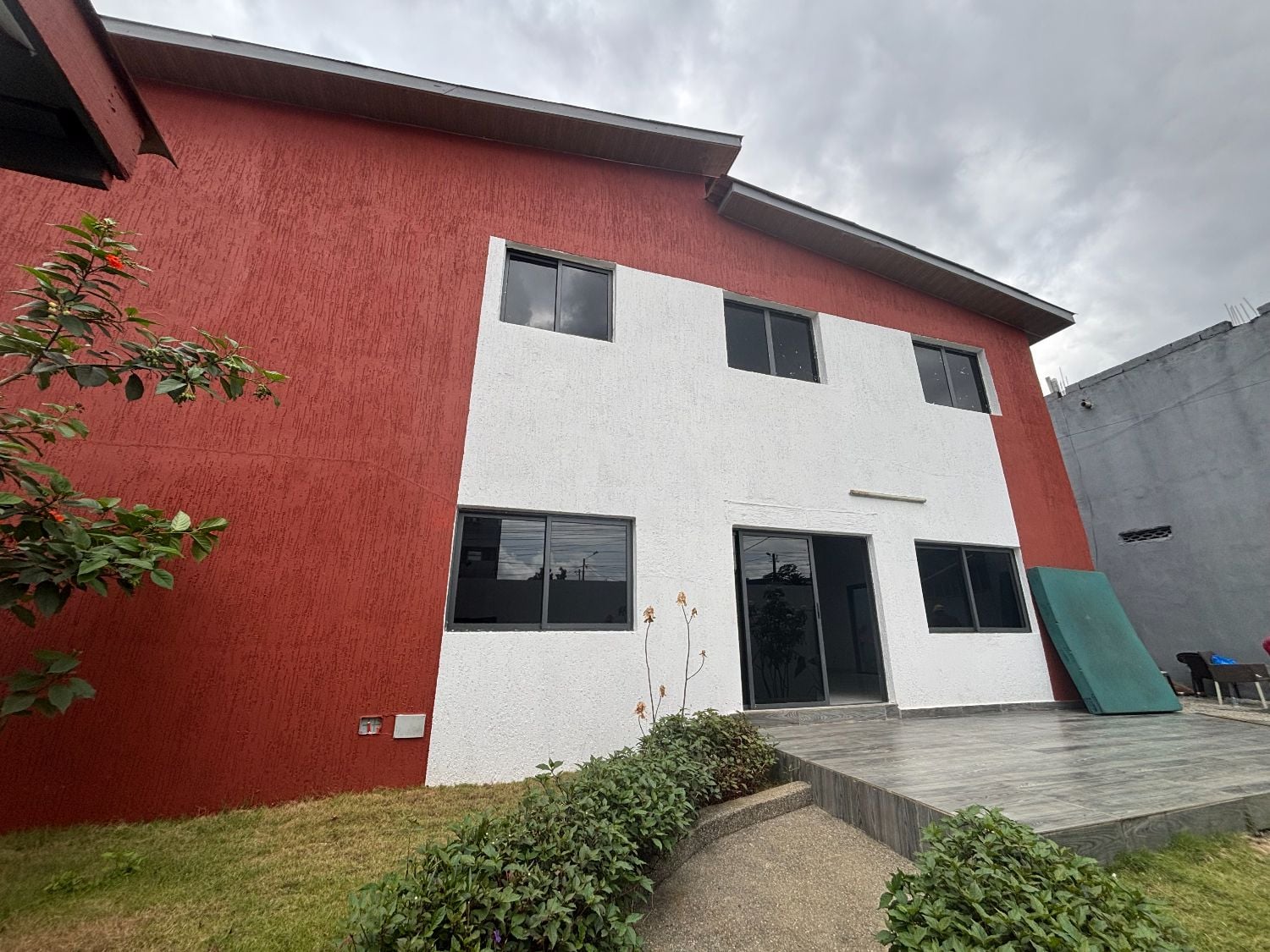 VILLA DUPLEX 8 PIECES EN VENTE