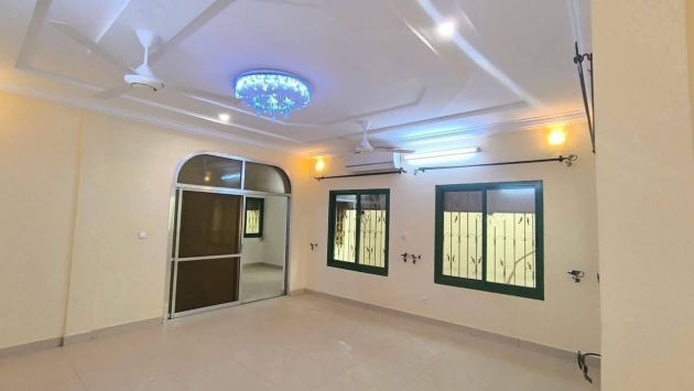 LOCATION VILLA DUPLEX R+1 à OUAGA 2000   4 chambres  5 salles de ...