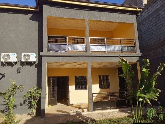 Duplex R+1 ouaga 2000 socogib