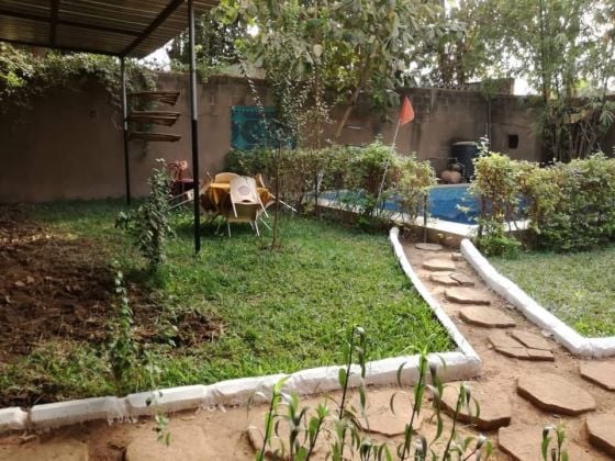 Villa avec piscine a louer a la zone du bois
