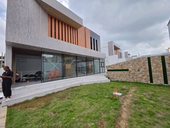 Riviera 4 - M'badon, belle villa duplex de 7 pièces avec jardin, 5 ...