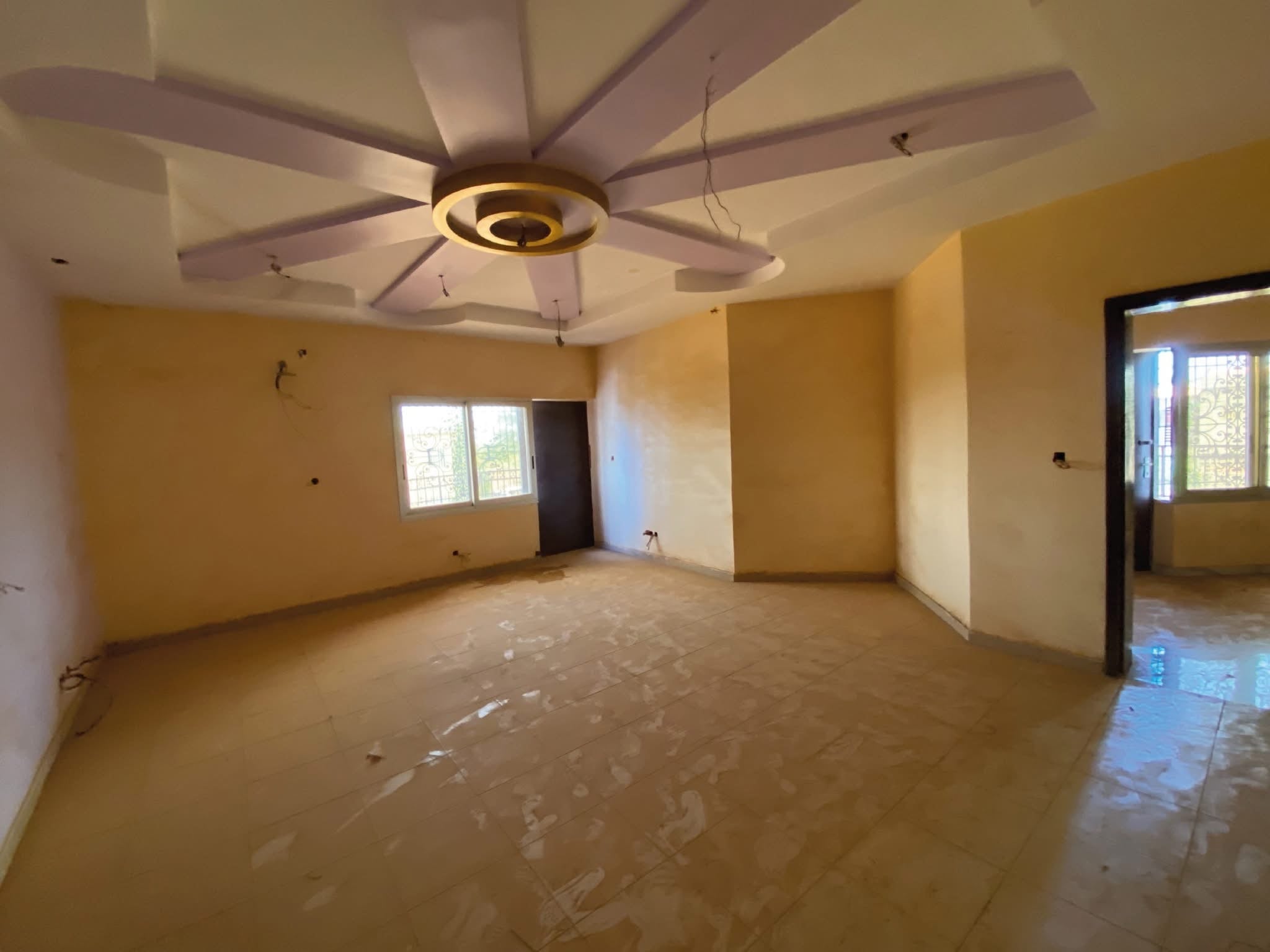 Duplex r+2 en vente à Ouaga 2000 zone B