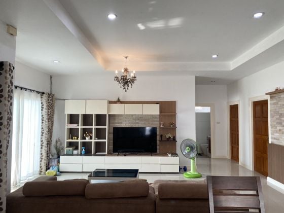 Single house, Pool Villa, for rent, Huai Yai, 3 bedrooms, for rent, 37,000 ...
