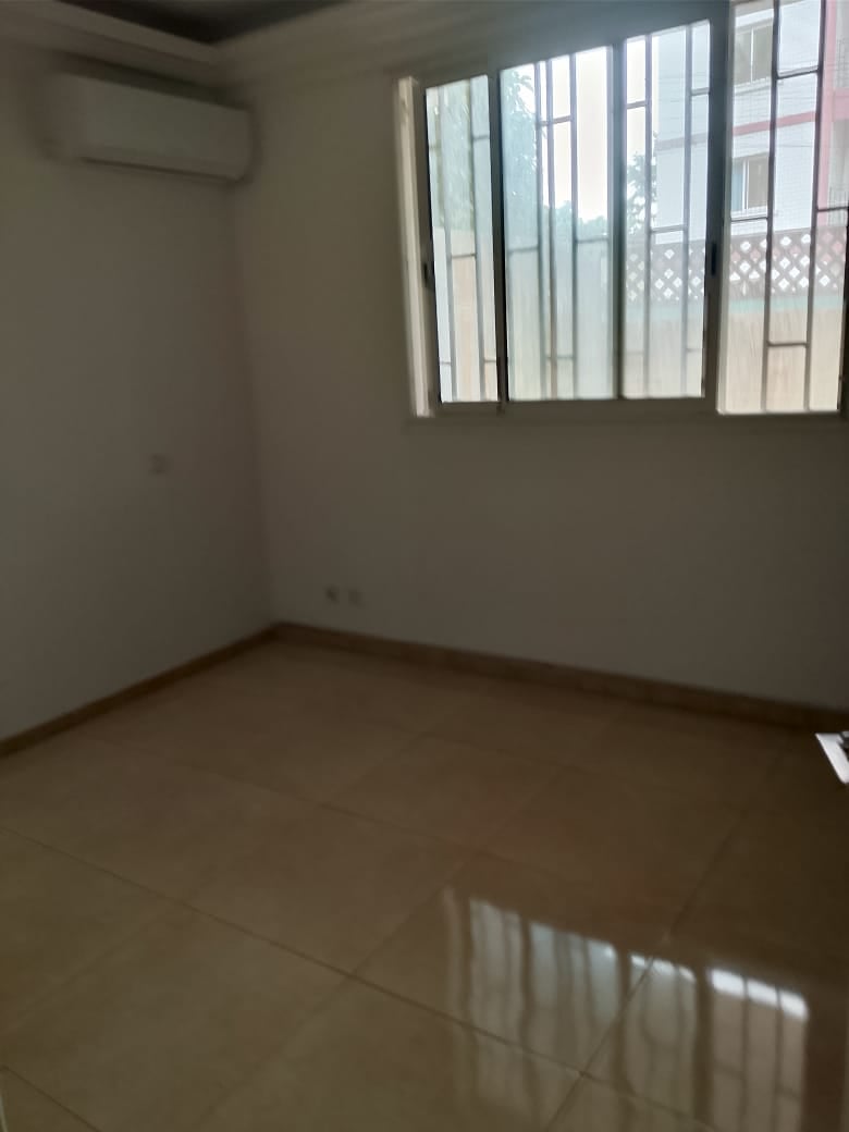 Appartement à louer à batterie 4 