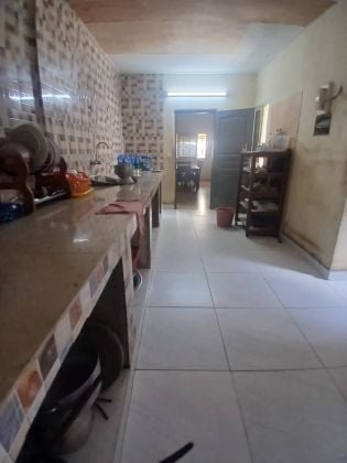 Villa duplex a vendre a cocody Belle côte 