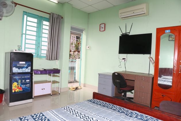 Only one affordable room for intellectual expats overlapping District 3 ...