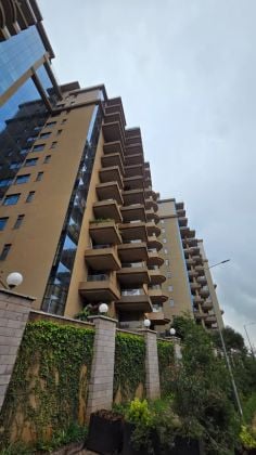 Résidence élégante de trois chambres offrant des ...