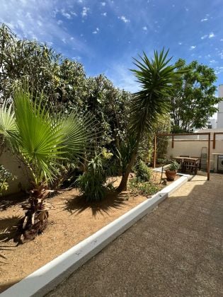 Appartement S3 meublé avec jardin à Gammarth 