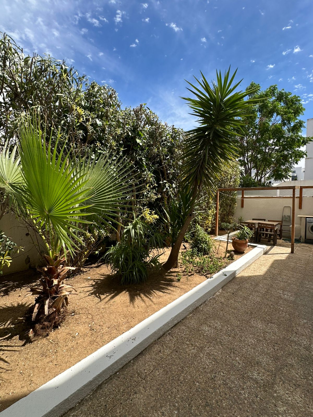 Appartement S3 meublé avec jardin à Gammarth 