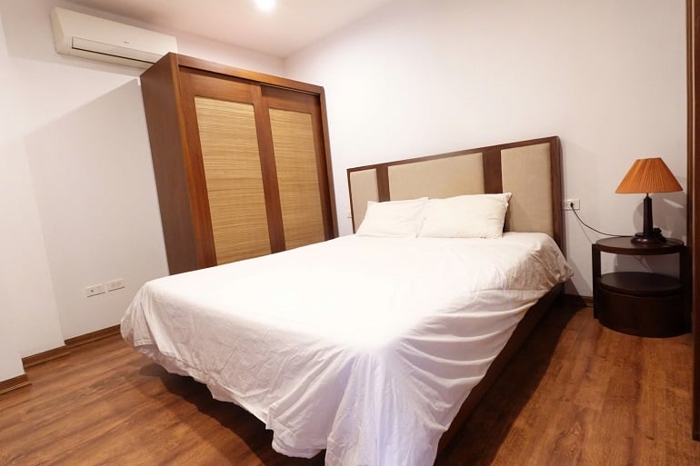 Nice, modern 1 – bedroom apartment with balcony in Tay Ho street, Tay Ho district for rent