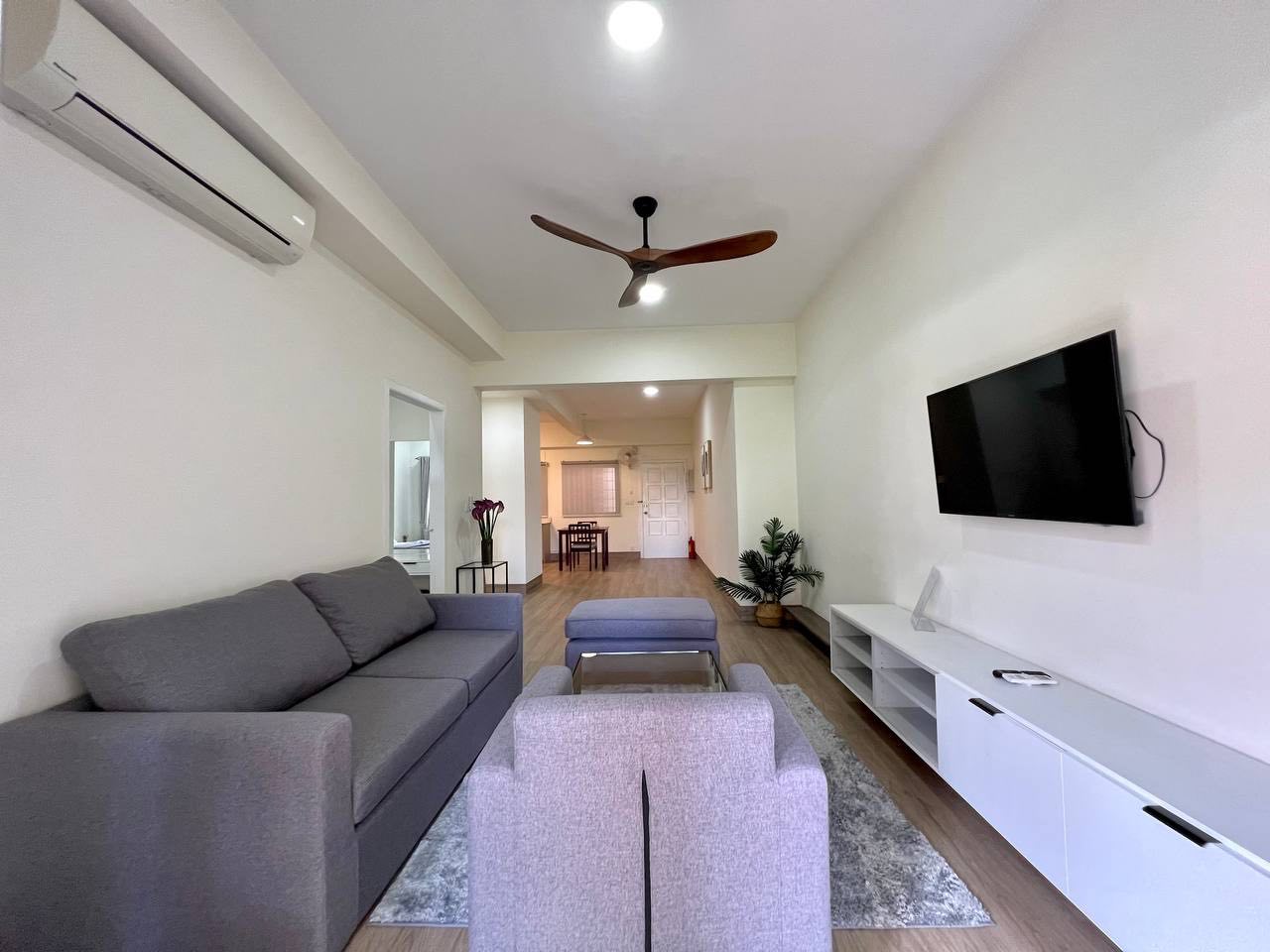Classic One Bedroom Apartment for Rent in BKK1