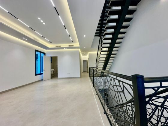 Brand-New 5 Bedroom Triplex For Rent in Mishref