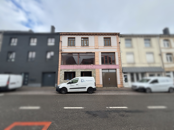 BERTRIX : Immeuble avec permis pour 4 appartements