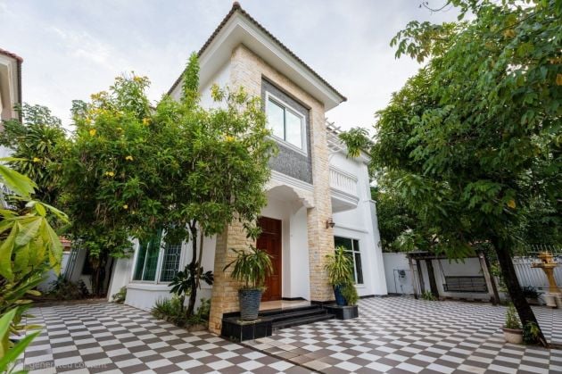 Special Price , Single house 5 bedrooms for Rent 