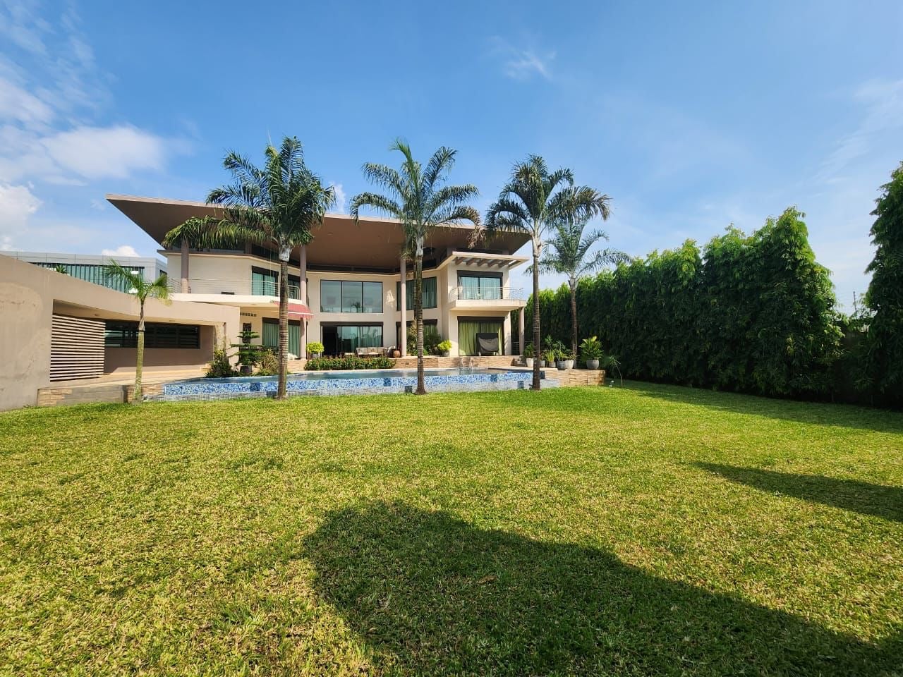 Riviera 4 - Beverlly Hills, sublime villa de 10 pièces avec 1.700m2 disponible 