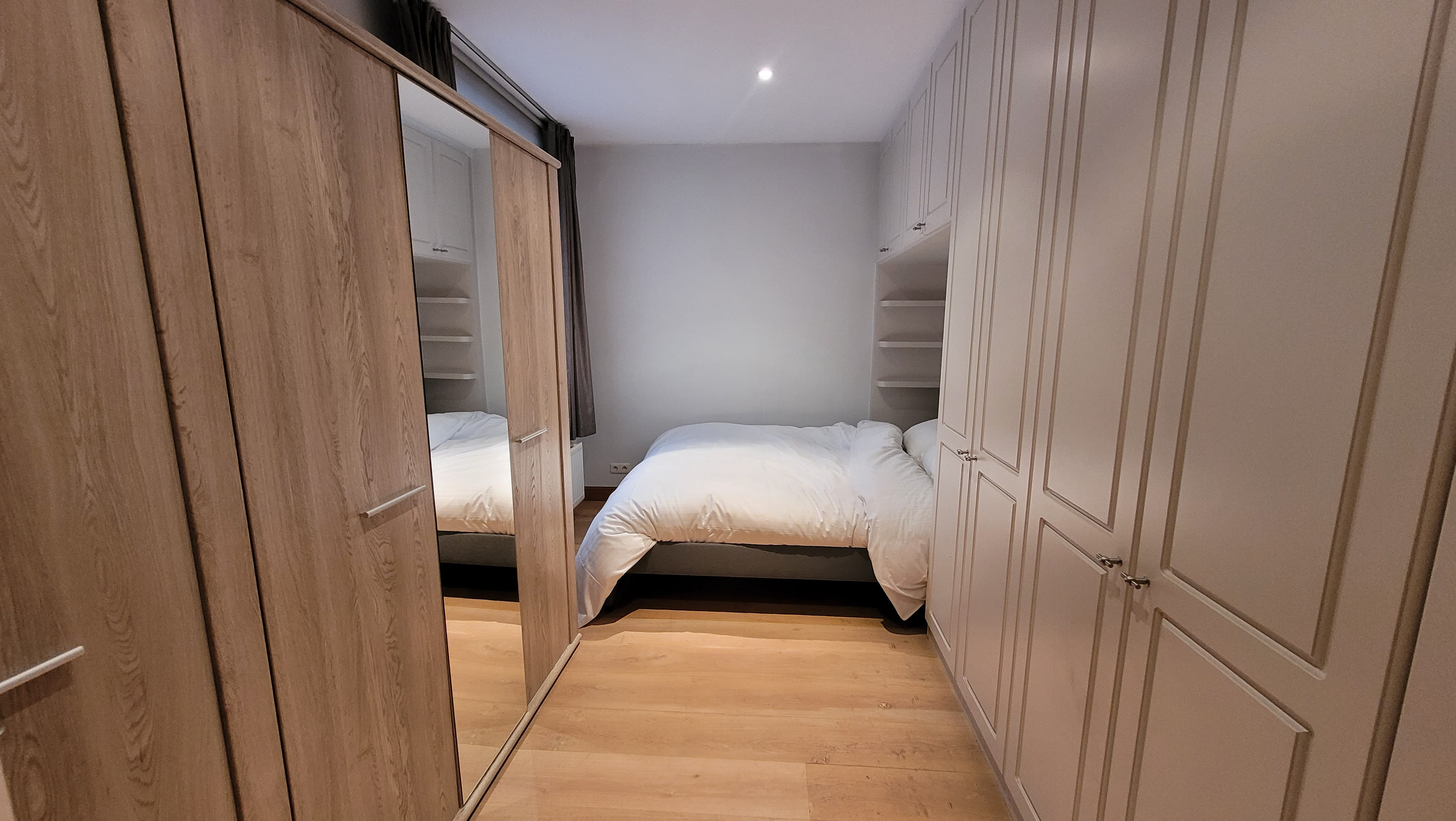 Luxury Duplex Apartment in the Heart of Antwerp – Ideal for Expats & Business Stays