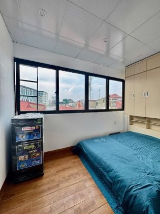 Nice, bright studio apartment in Minh Khai street, Hai Ba Trung district ...