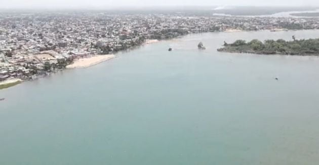Bassam bordure d'eau Terrain morcelable 1 hectare 4428 m2 / morcelable ...
