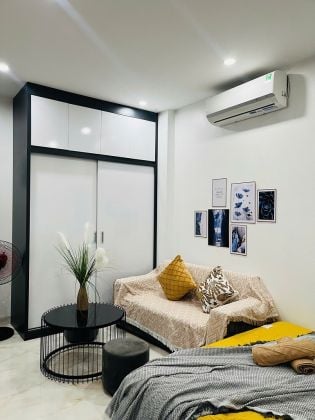 Nice, modern studio apartment in Ngoc Ha street, Ba Dinh district for rent