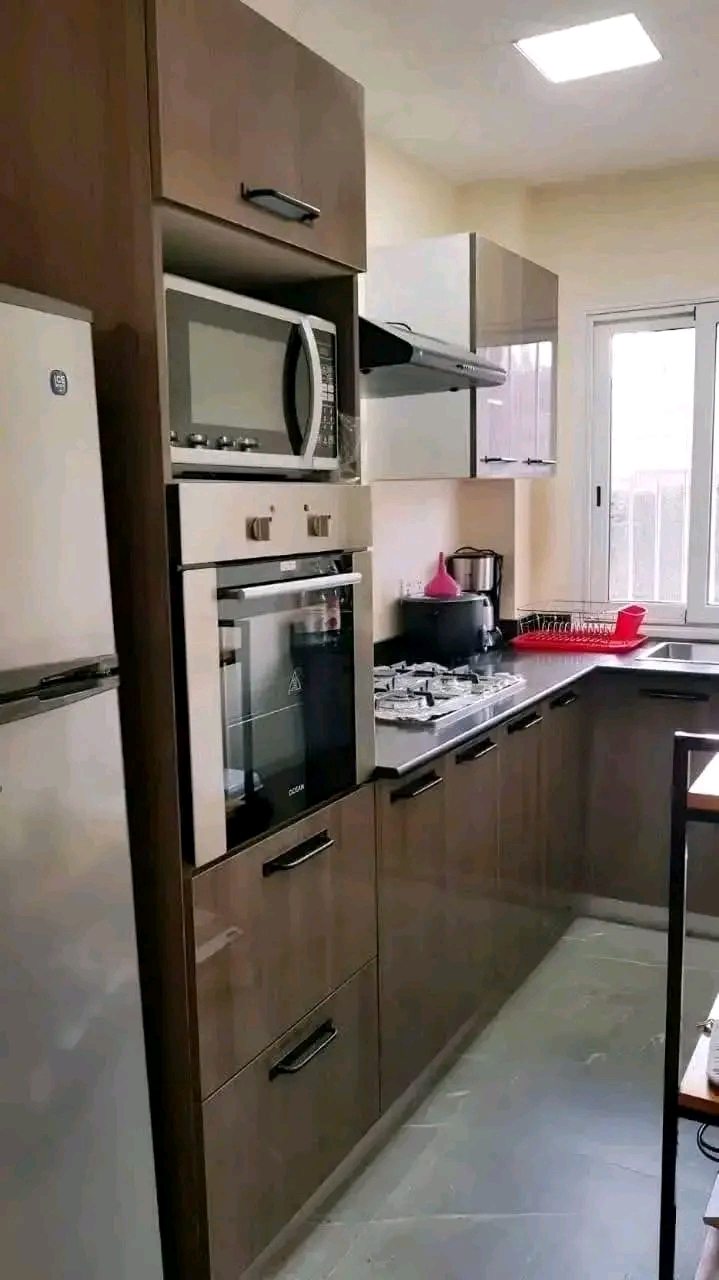 À LOUER BEAU T3 MEUBLÉ À AMBATOBE - ANTANANARIVO 