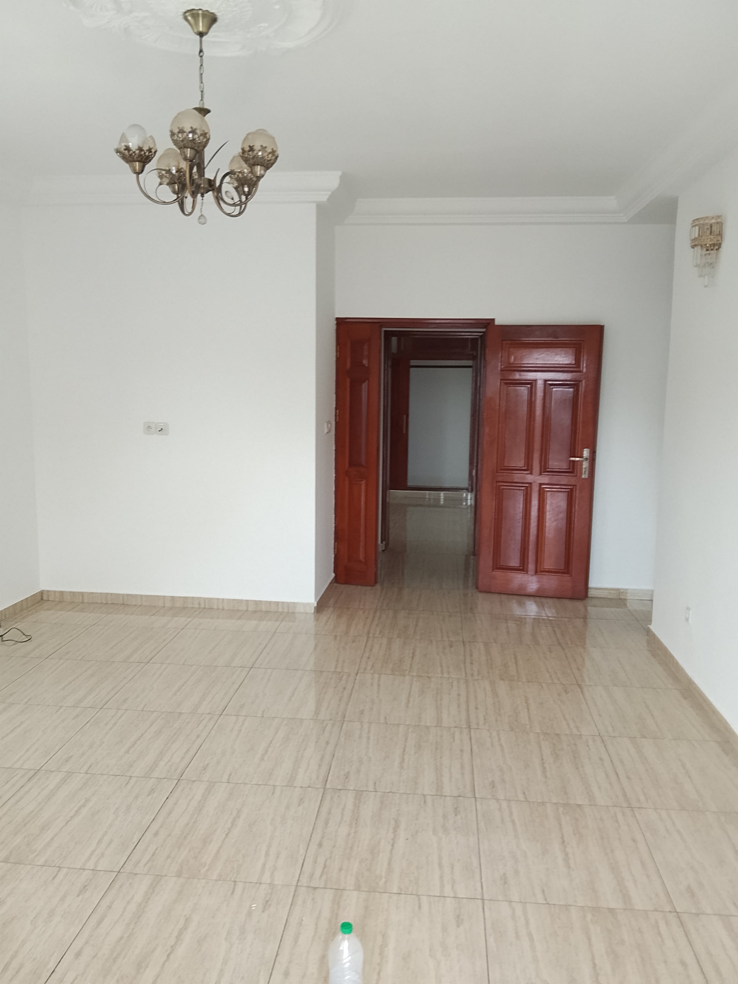 BEL APPARTEMENT DE DEUX CHAMBRES À LOUER À BALI