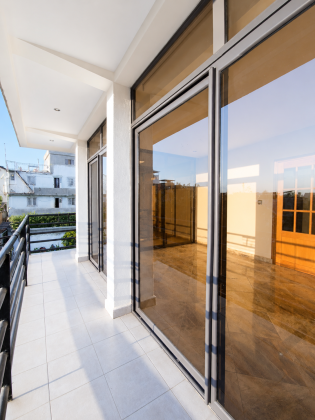 VILLA F5 À LOUER – ANALAMAHINTSY 