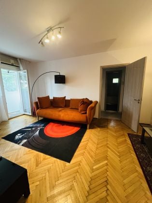 2-Bedroom Apartment near Arc de Triomphe | 70 sqm | 2 Bathrooms | Quiet ...