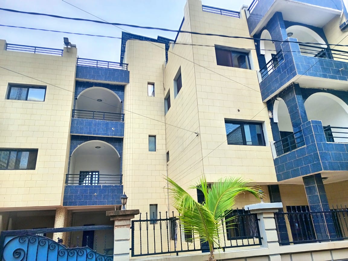 Appartement de 2 chambres non meublé à louer à l'aci 2000