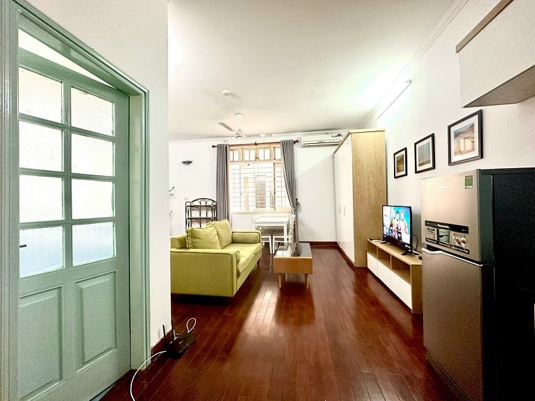 Cheap studio apartment in To Ngoc Van street, Tay Ho district for rent