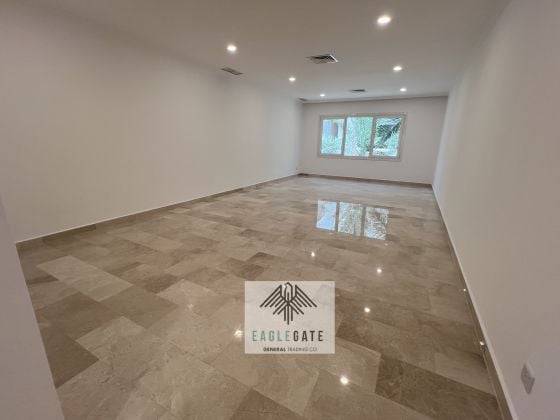 Salwa, amazing 3 bedroom apartment in compund
