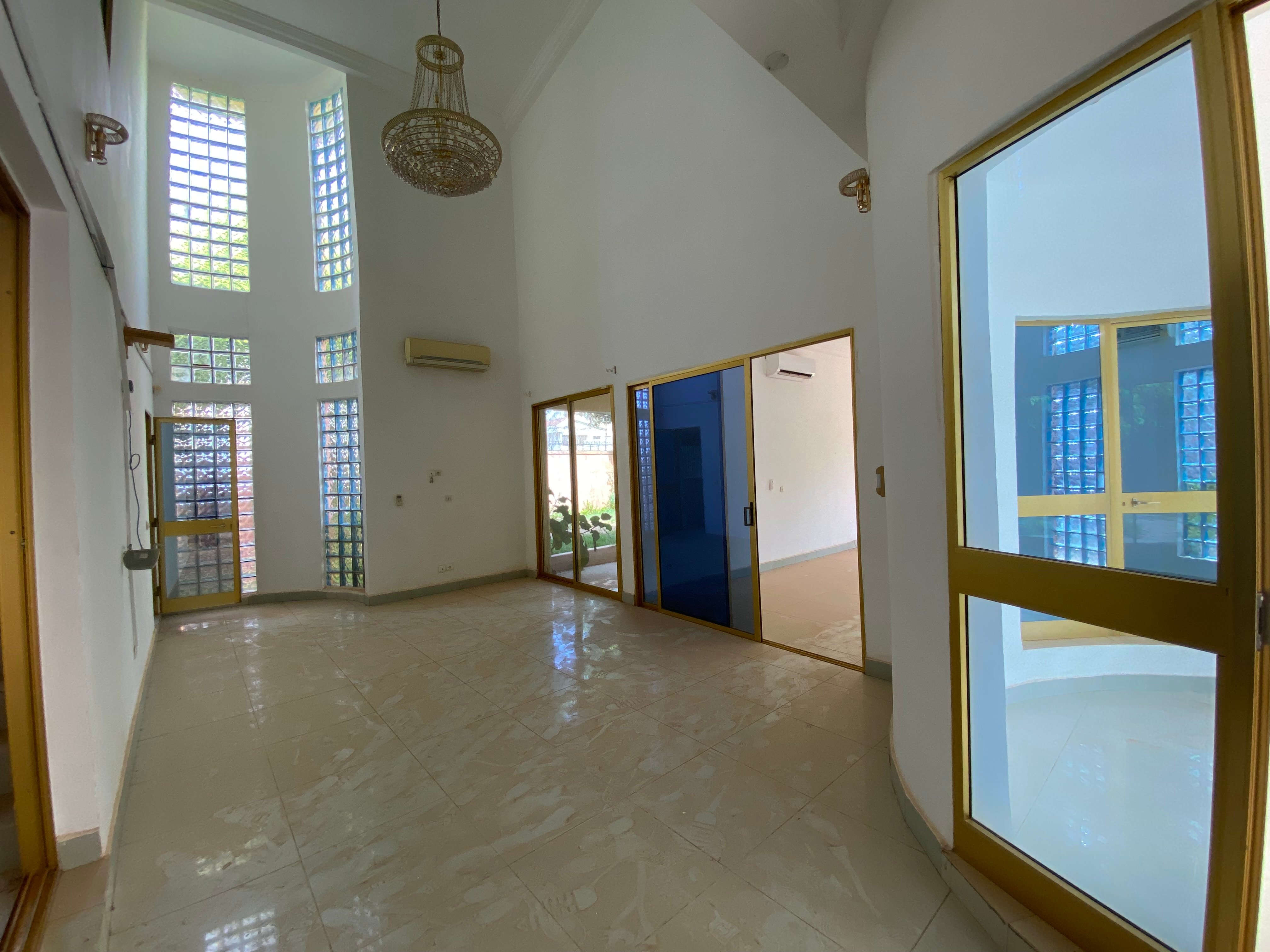 SOMPTUEUX DUPLEX EN LOCATION — OUAGA 2000 ZONE A — PERFECTOR IMMOBILIER