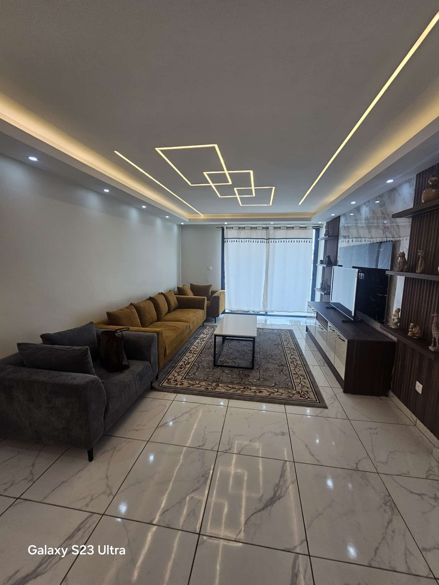 Vente appartement 3 pièces haut standing au 4ème étage avec Ascenseur a cocody riviera faya Playce Market