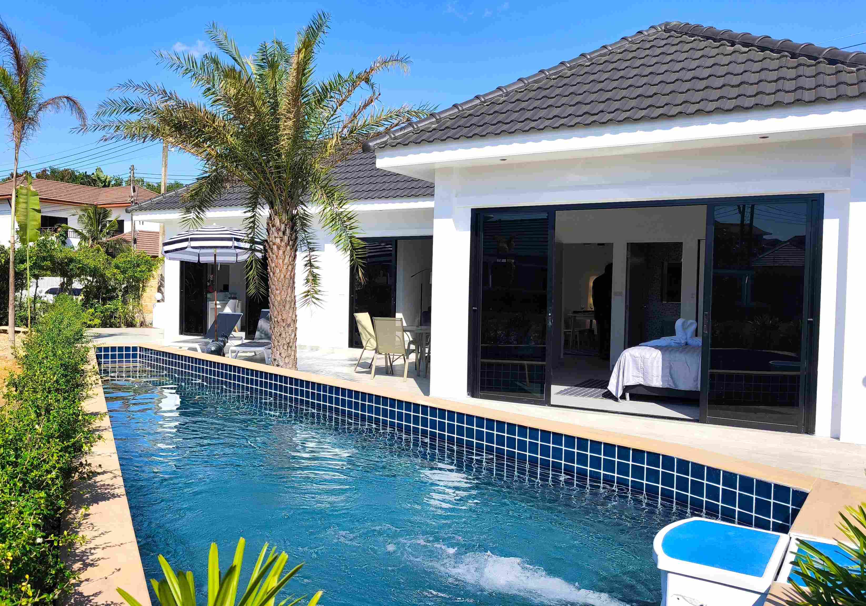 2-bedroom pool villa on Mae Ramphueng Beach - Price 4,950,000 THB