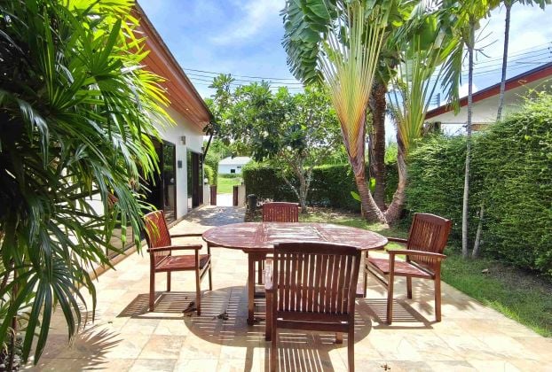 A 3-bedroom beach house on Mae Ramphueng beach in Rayong - Price 3,850,000 ...