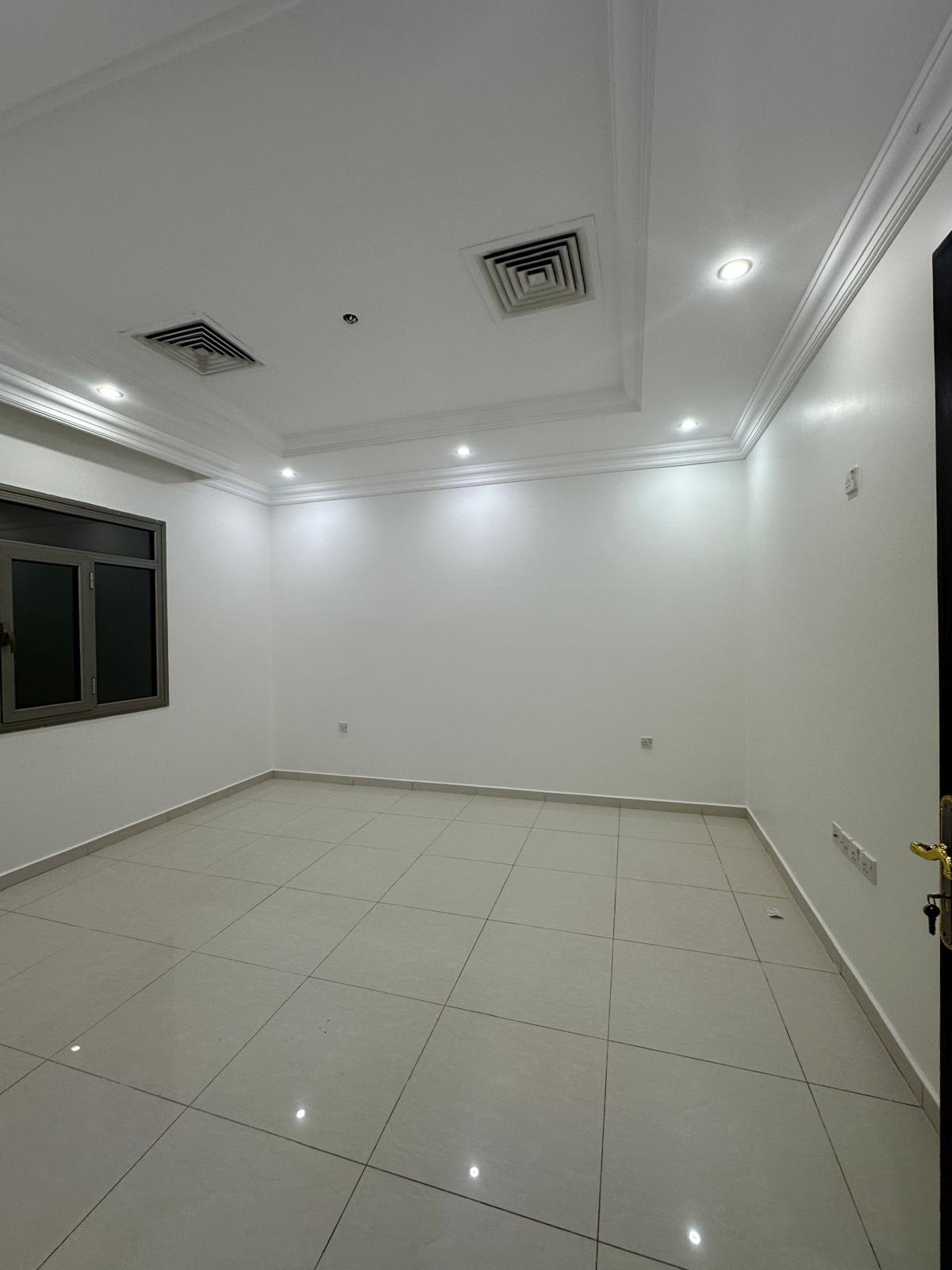 A Very Nice Big & Spacious 3 Bedroom Apartment in Mangaf.