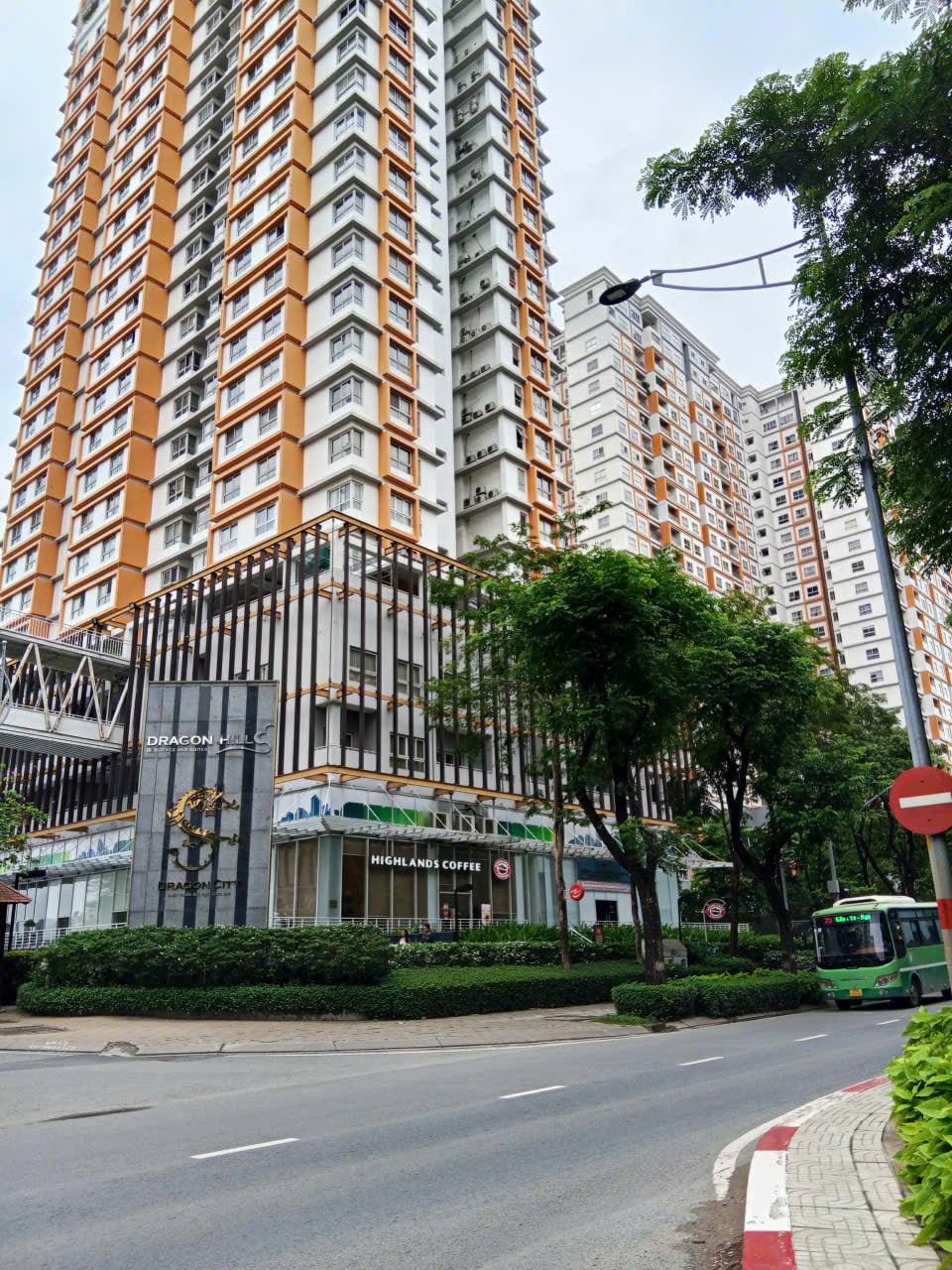 Dragon Hill 1 Apartment for Rent in District 7, Ho Chi Minh City | 2 Bedrooms | $770 NET/Month