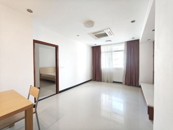 2 Bedrooms, 2 Bathrooms Unit Condo For Rent - Partial Unit & Special Offer