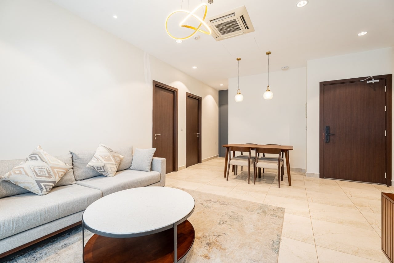 Beautiful 2 Bedrooms unit available for rent now