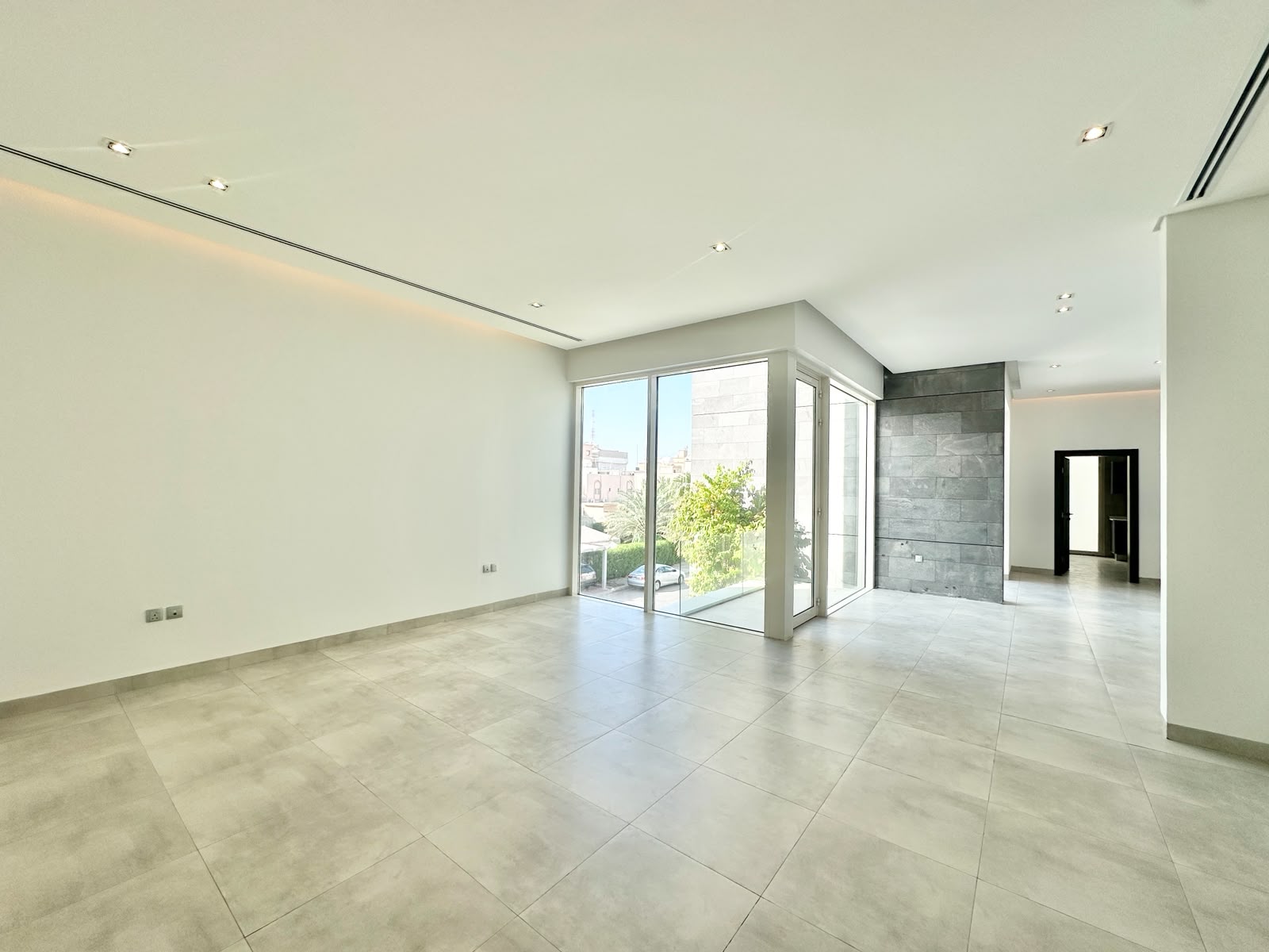 Three Master bedroom floor for rent in Rawda