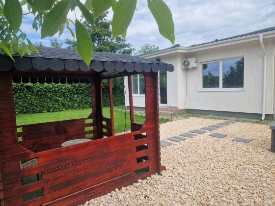 Modern bright house with garden for rent – Tunari (near American ...