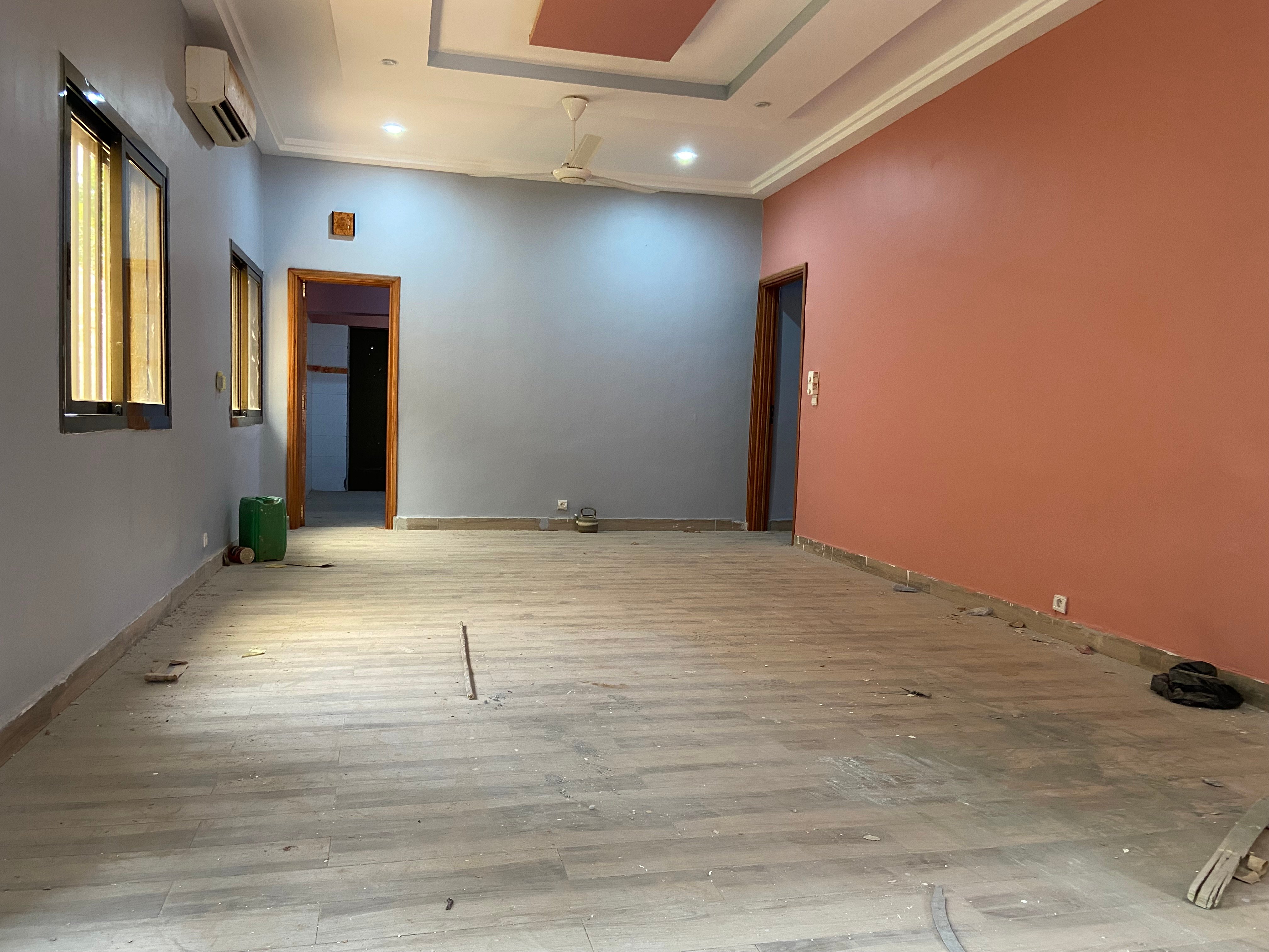 DUPLEX HAUT STANDING DE 6 PIÈCES EN LOCATION À LA CITÉ AN III – PERFECTOR IMMOBILIER