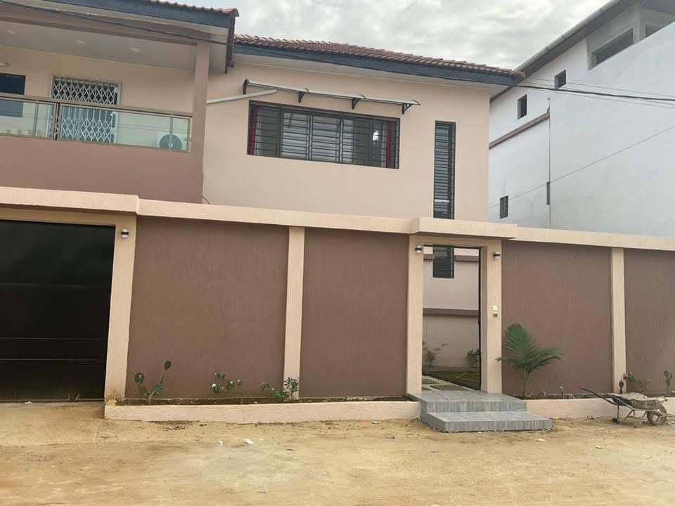 Villa de 7 pcs en location - Grand Bassam 