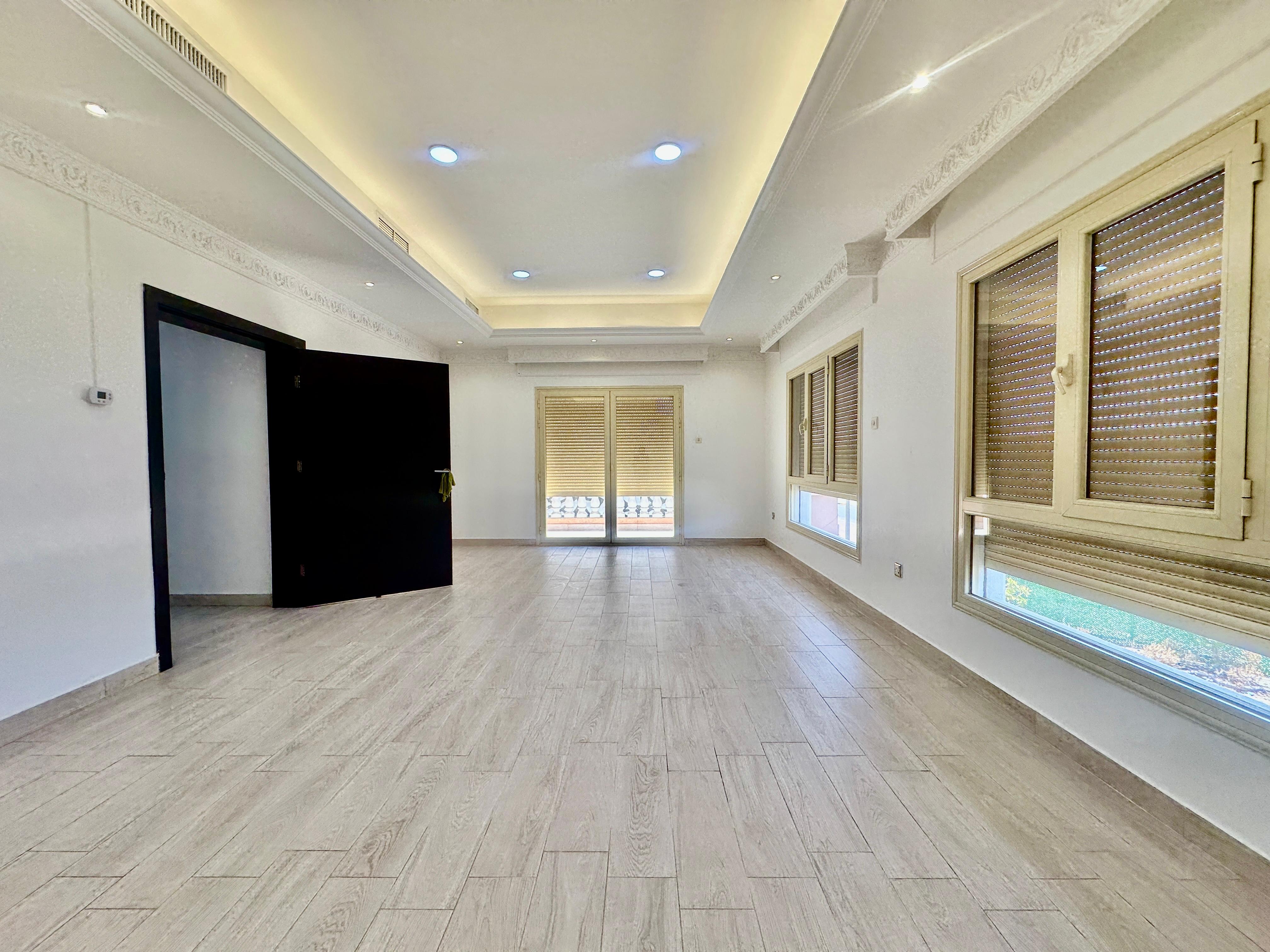 Renovated villa For rent in Egaila