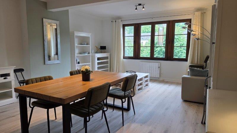 Belgique 6830 Bouillon : bel appartement rénové avec vue sur la Semois.
