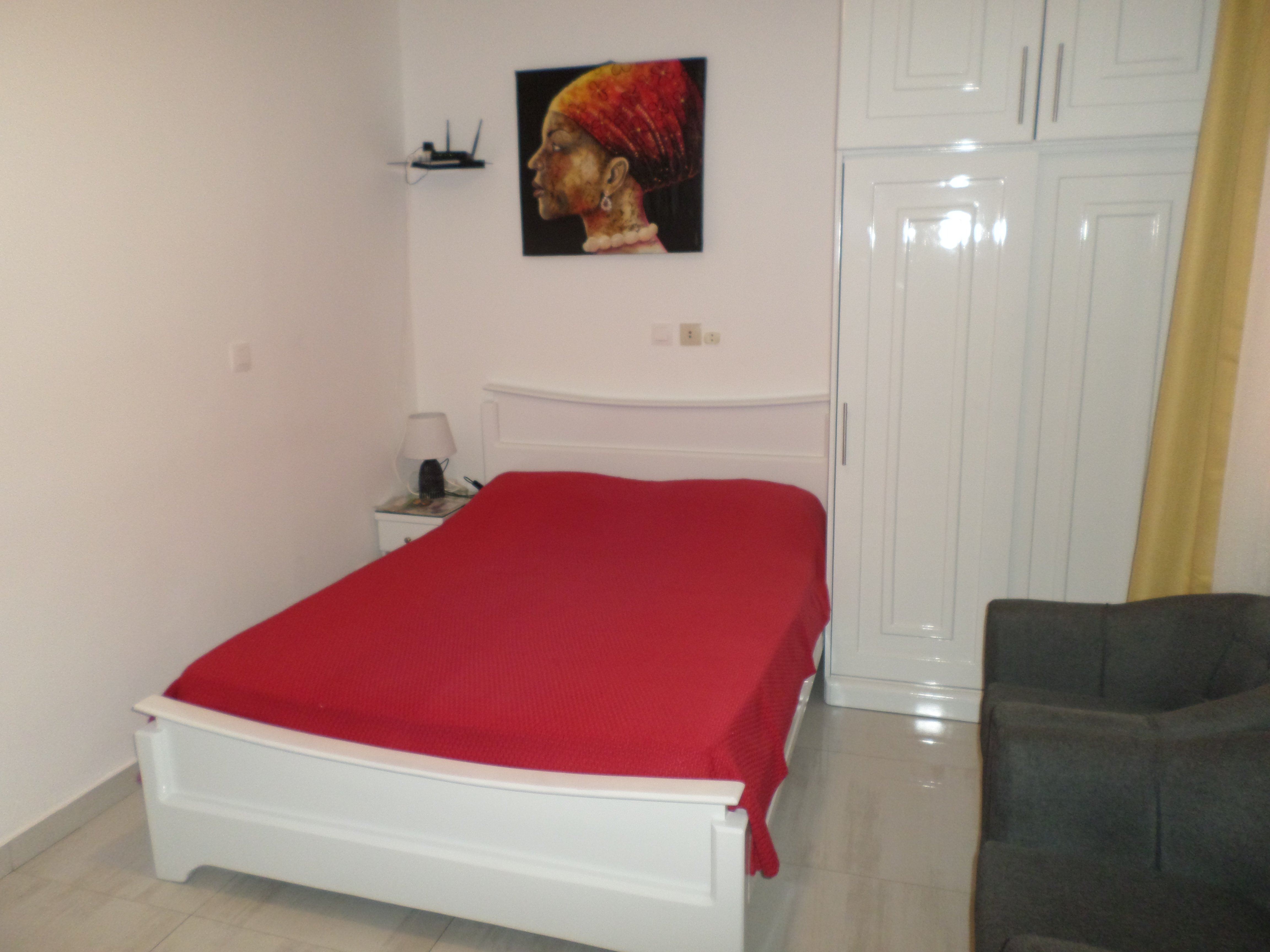 STUDIO MEUBLE A ANGONDJE
