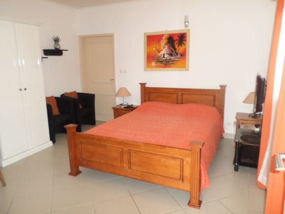 STUDIO MEUBLE A ANGONDJE
