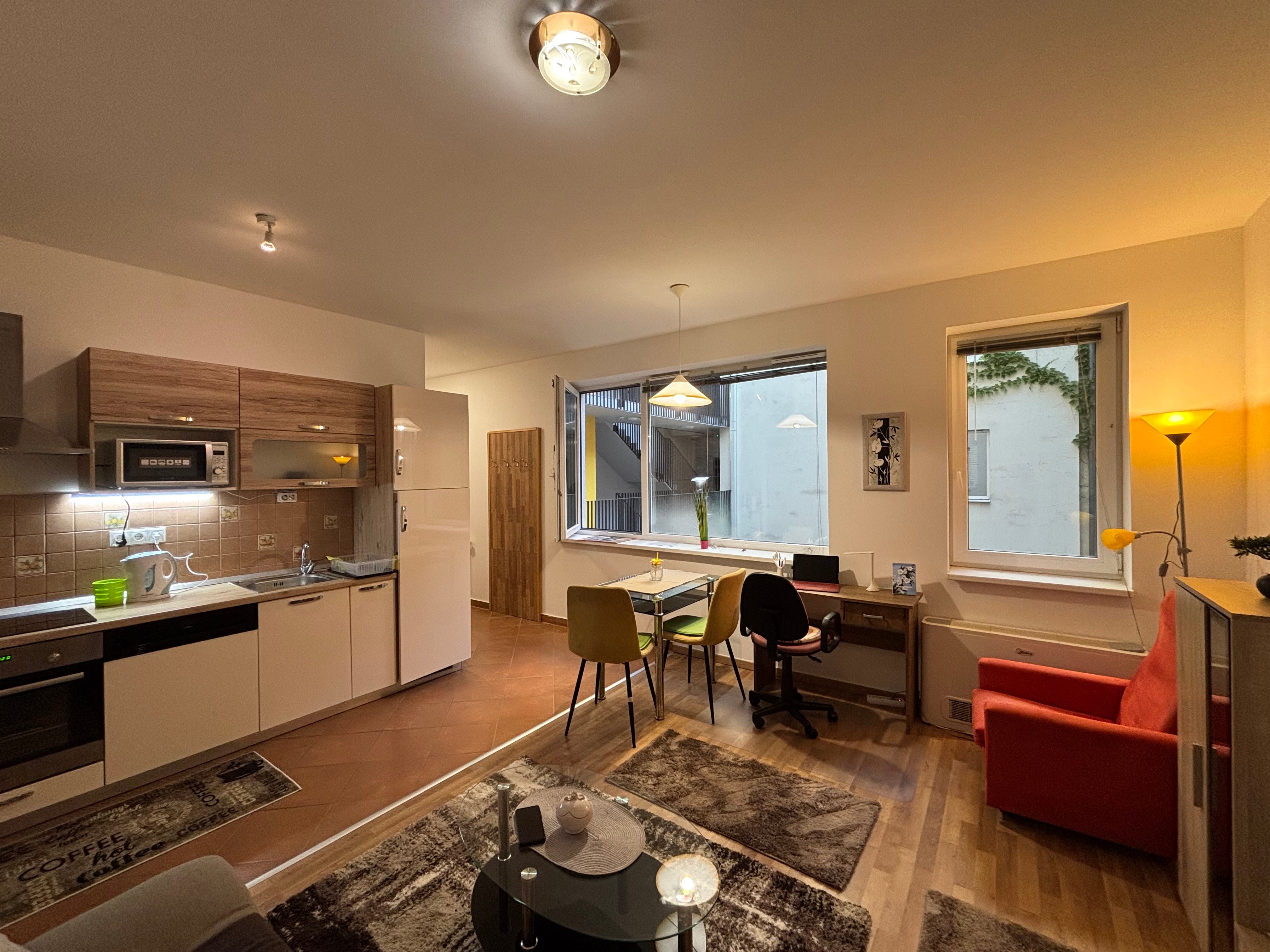 Modern, Quiet & Fully Furnished 1-Bedroom Apartment for Rent – Corvin Quarter, Budapest