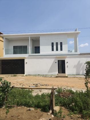 New duplex villa for sale in Bingerville 