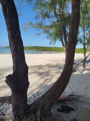 PARTICULIER VENDS TERRAIN DE 25 HECTARES CONSTRUCTIBLE COMPLEXE HOTELIER ...