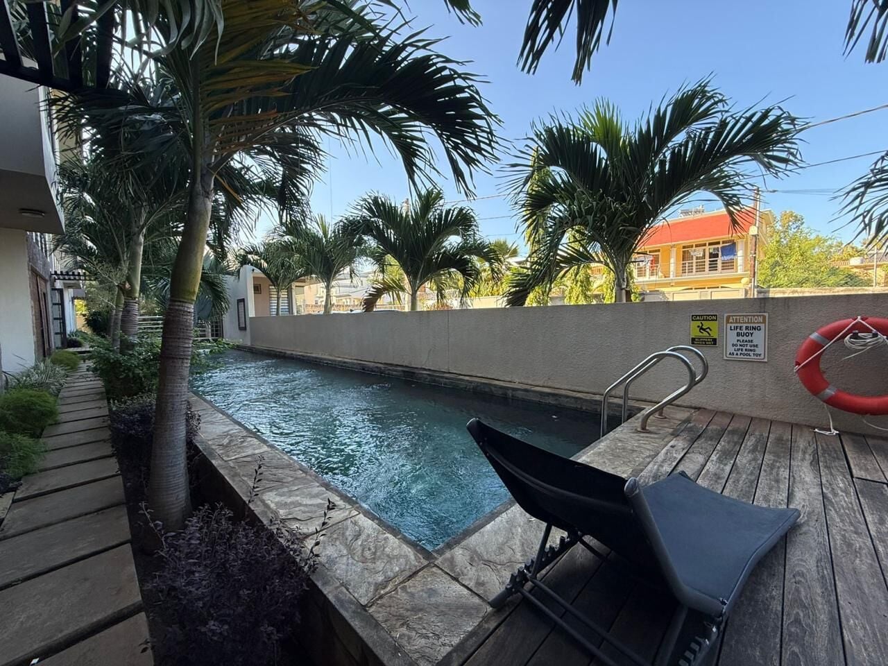 Precioso apartamento amueblado de 3 habitaciones con jardín privado, Flic en Flac – Mauricio